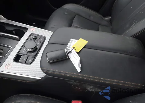 2025 Mazda Cx-70 3.3 Turbo Preferred Package z USA, uszkodzony, nr VIN JM3KJBHD6S1117191